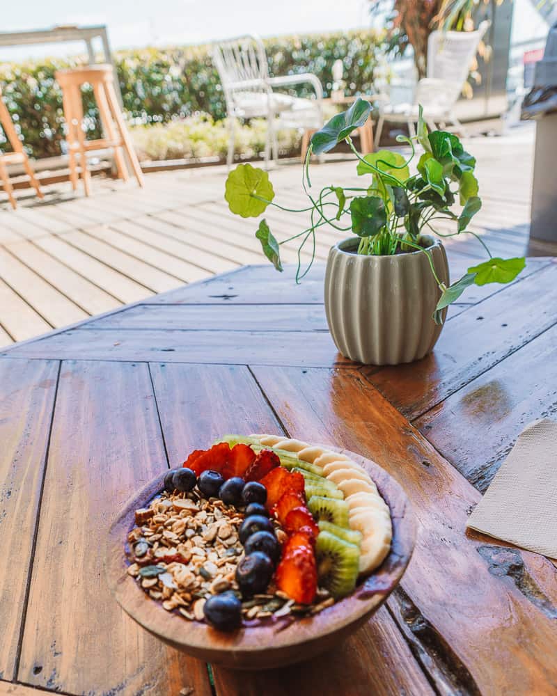 Best Things to do in Airlie Beach & Whitsundays - Ultimate Travel Guide 10 Bohemian Raw Cafe
