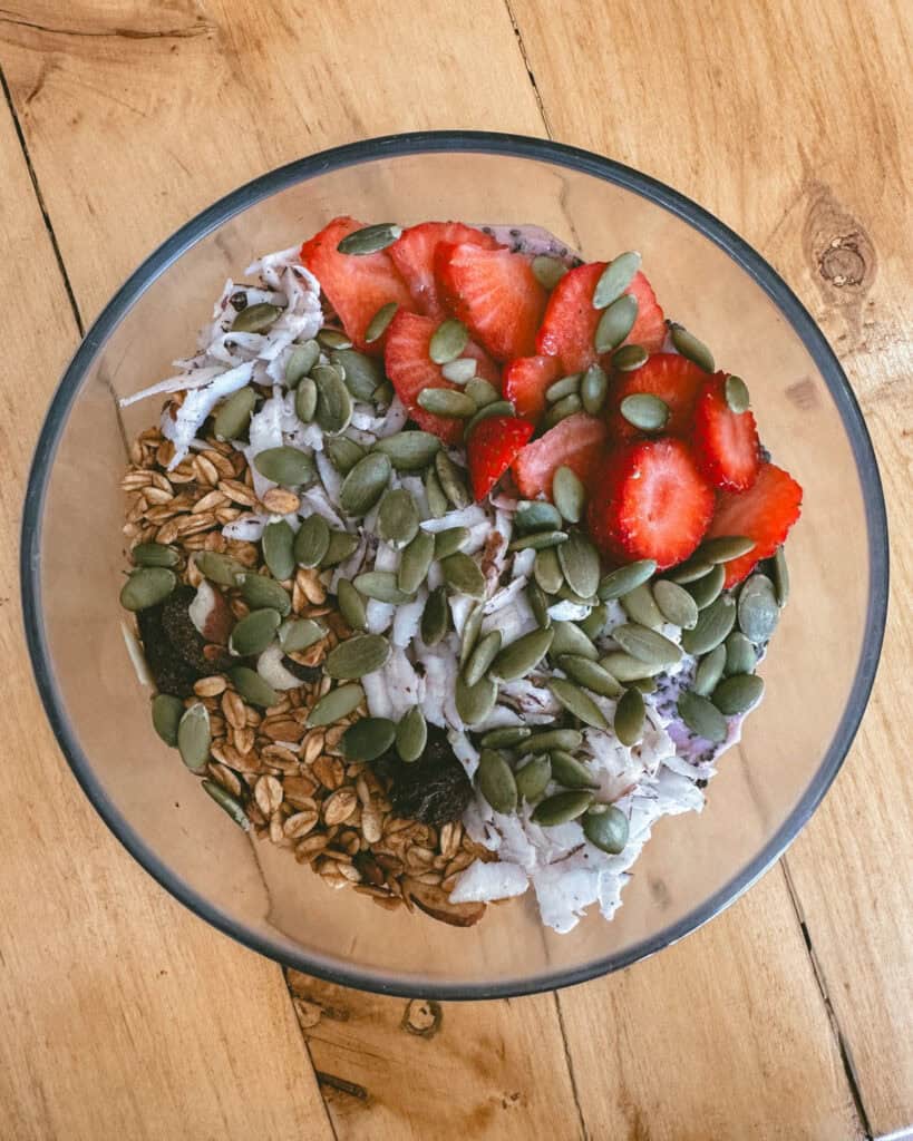 Leon, Nicaragua Travel Guide: The City of Revolution 27 A vibrant smoothie bowl topped with fresh strawberries, pumpkin seeds, and granola, served at Pitaya in León, Nicaragua.