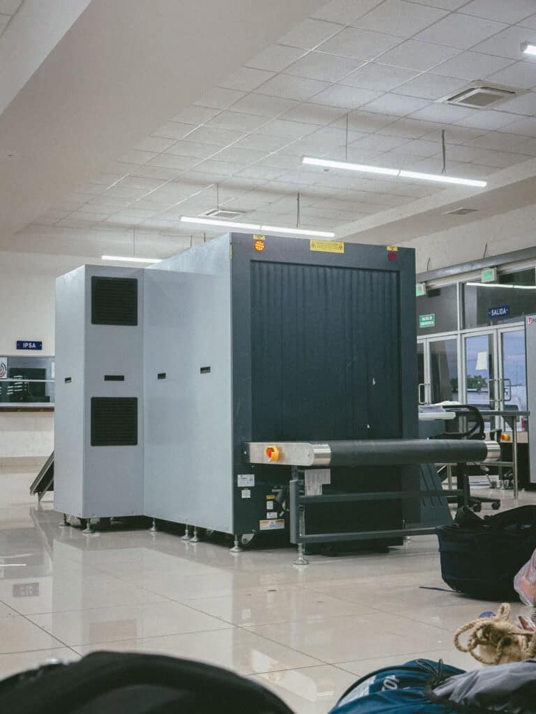 No Drones in Nicaragua: Our Solution 2 An X-ray machine at the Nicaraguan border at Guasale.